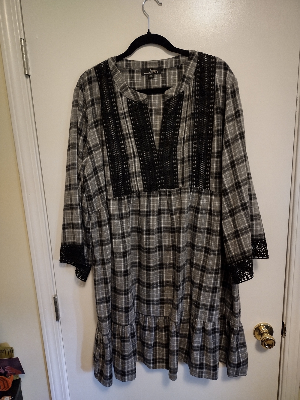 Black and Gray Plaid Long Sleeve Dress